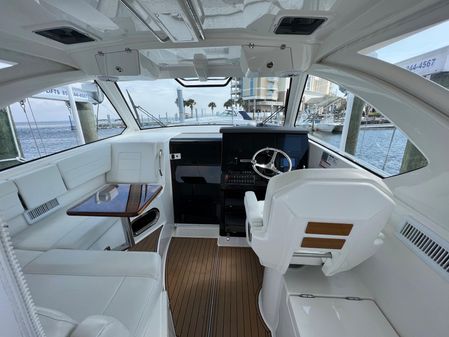 Pursuit OS 355 Offshore image