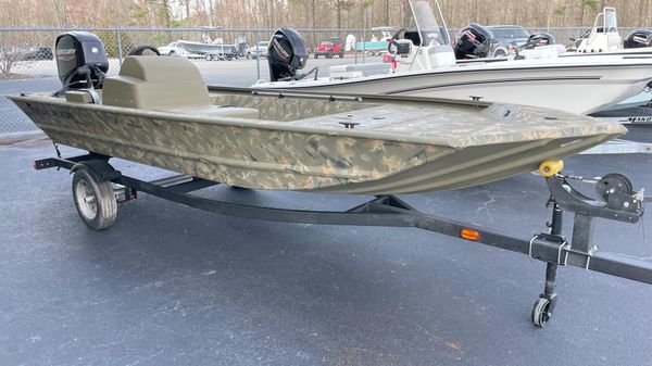 Tracker Grizzly 1648 SC