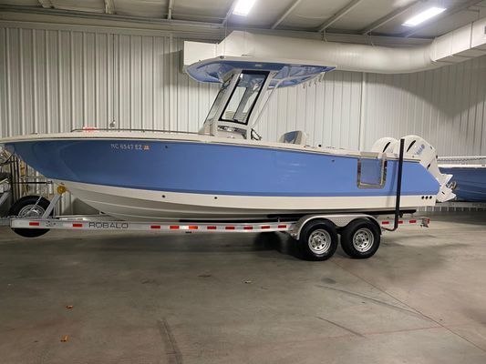 Robalo R250-CENTER-CONSOLE - main image