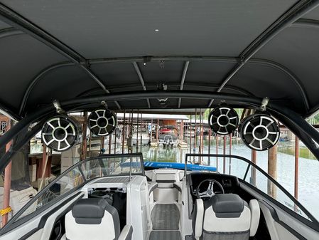 Yamaha Boats 242 Limited S image