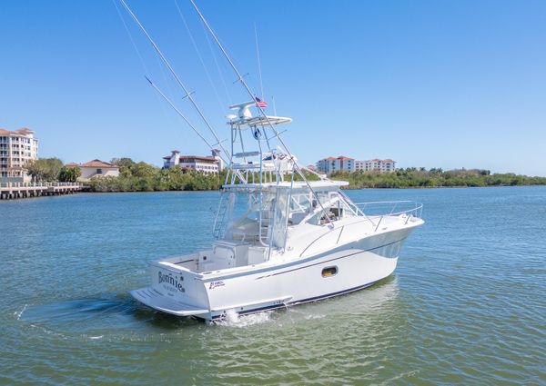 Luhrs 37 IPS Canyon Series image