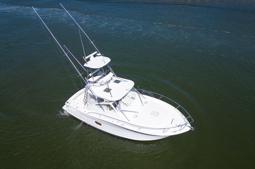 Luhrs 37 IPS Canyon Series image