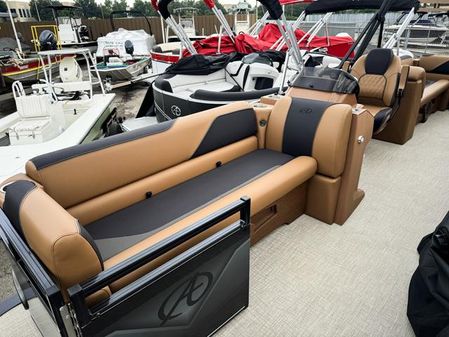 Avalon VENTURE-23-QUAD-LOUNGER image