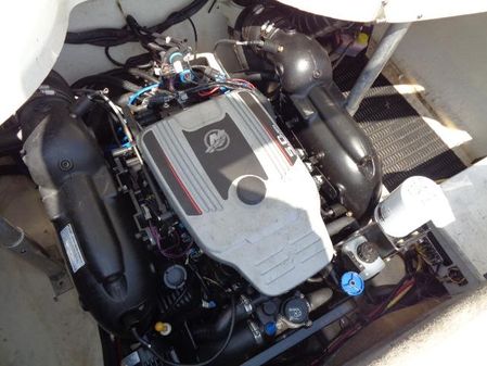 Monterey 244FS image