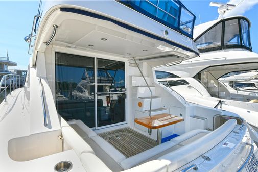 Sea Ray 45 Sedan Bridge image