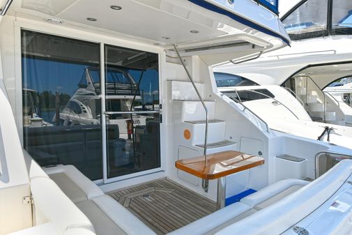 Sea Ray 45 Sedan Bridge image