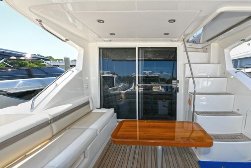 Sea Ray 45 Sedan Bridge image