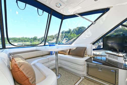 Sea Ray 45 Sedan Bridge image