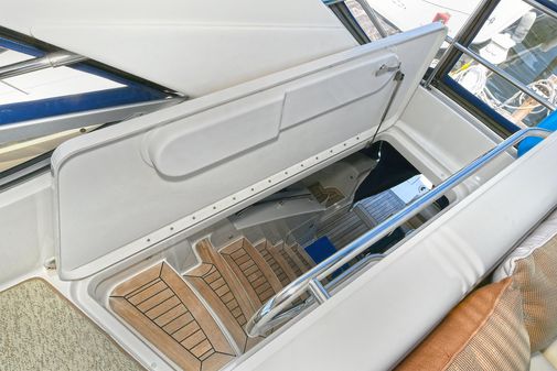 Sea Ray 45 Sedan Bridge image