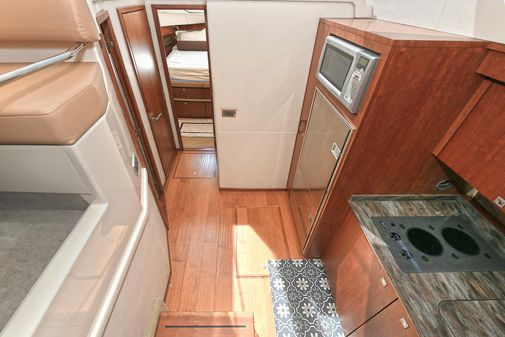 Sea Ray 45 Sedan Bridge image