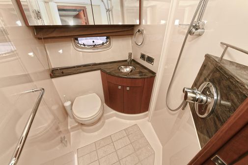 Sea Ray 45 Sedan Bridge image