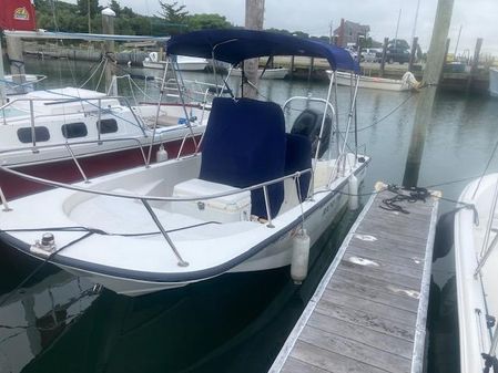 Boston Whaler 170 Montauk image