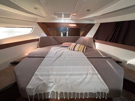 Beneteau Antares 11 OB image