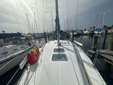 Beneteau Oceanis Clipper 361 image