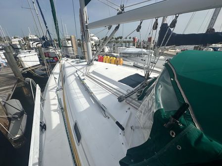 Beneteau Oceanis Clipper 361 image