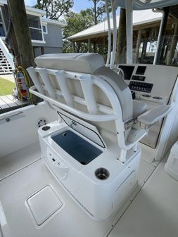 Boston-whaler 220-DAUNTLESS image