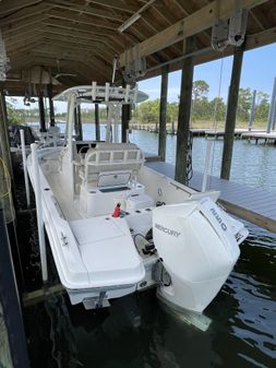 Boston-whaler 220-DAUNTLESS image