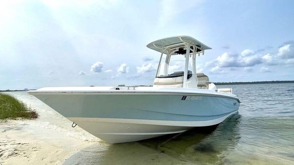 Boston Whaler 220 Dauntless 