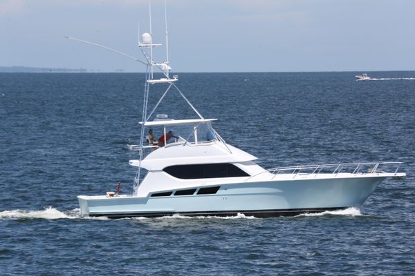 Hatteras 55 Convertible - main image