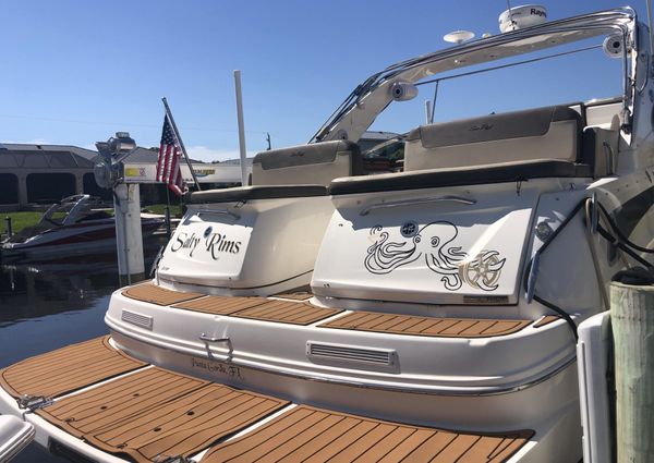 Sea Ray 370 Venture image