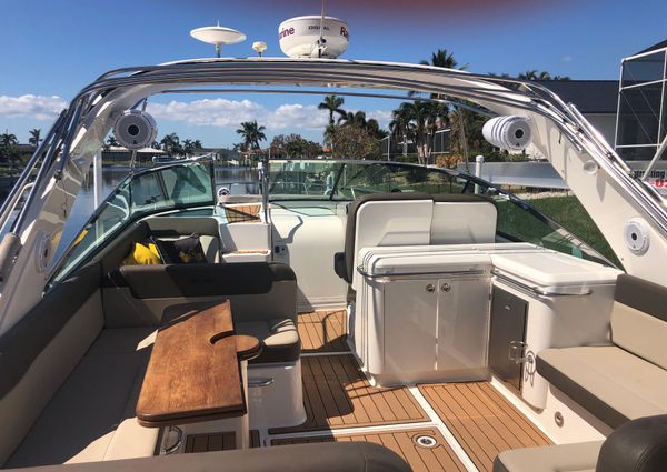 Sea Ray 370 Venture image