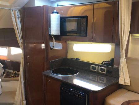 Sea Ray 370 Venture image