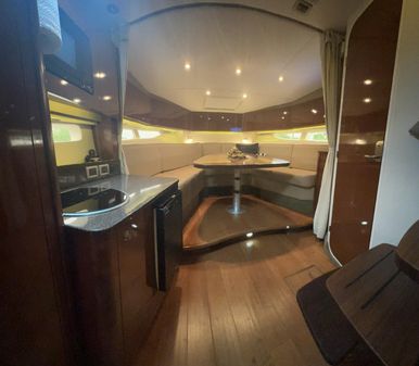 Sea Ray 370 Venture image