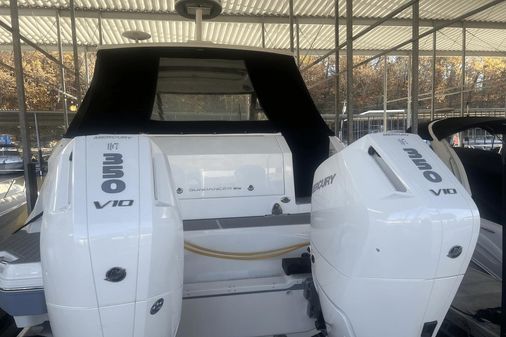 Sea Ray Sundancer 320 Outboard image