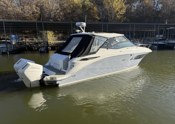 Sea Ray Sundancer 320 Outboard image