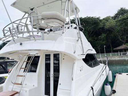 Mustang M37 Sports Flybridge image