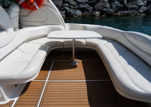 Sea Ray 380 Sundancer image