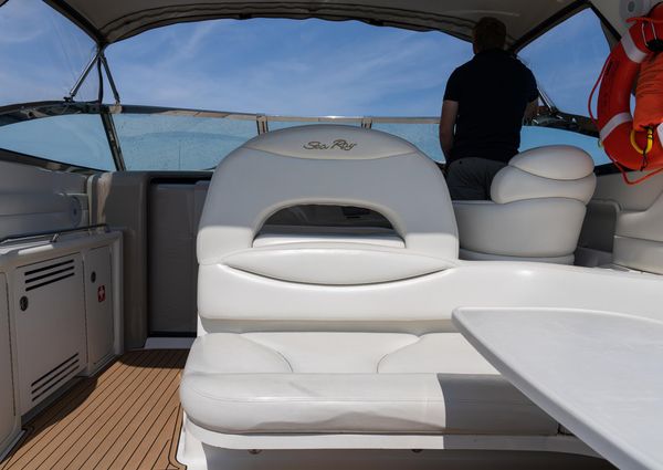 Sea Ray 380 Sundancer image