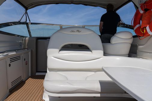 Sea Ray 380 Sundancer image