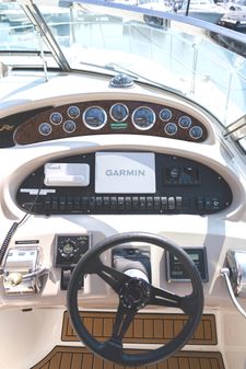 Sea Ray 380 Sundancer image