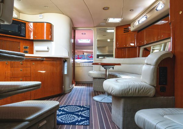 Sea Ray 380 Sundancer image