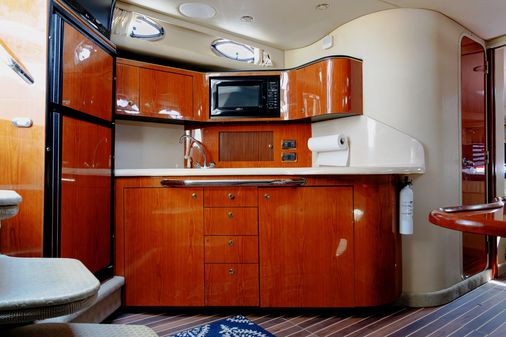 Sea Ray 380 Sundancer image