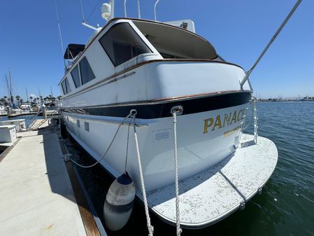 Burger Raised Pilothouse image