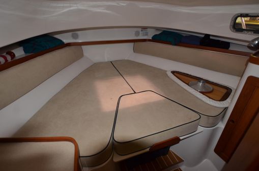 Hunt Yachts Surfhunter 29 image