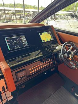 Cruisers Yachts 42 GLS image