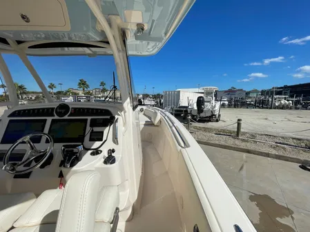 Grady-White Canyon 326 image