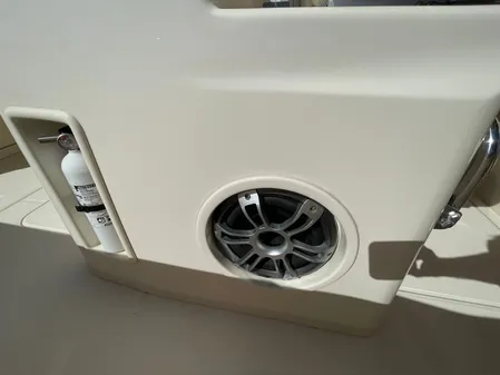 Grady-White Canyon 326 image