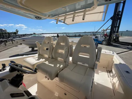 Grady-White Canyon 326 image