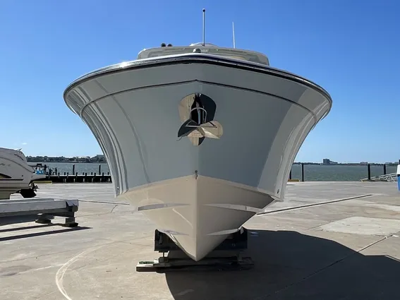 Grady-White Canyon 326 image