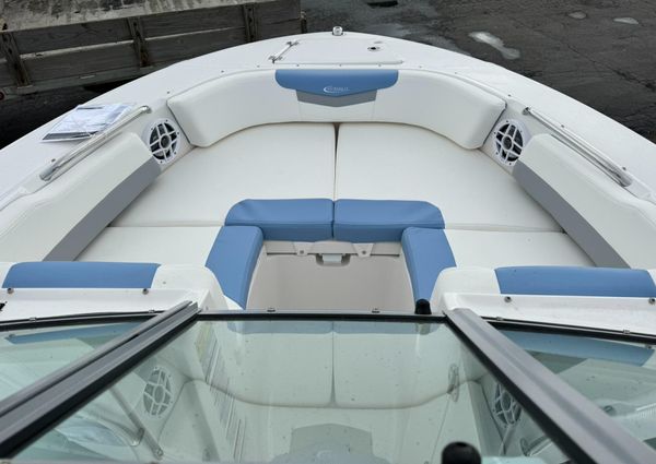 Robalo 207-DUAL-CONSOLE image