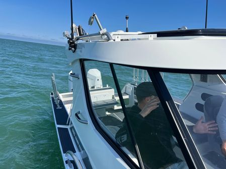 Extreme Boats 885 Game King 29' image