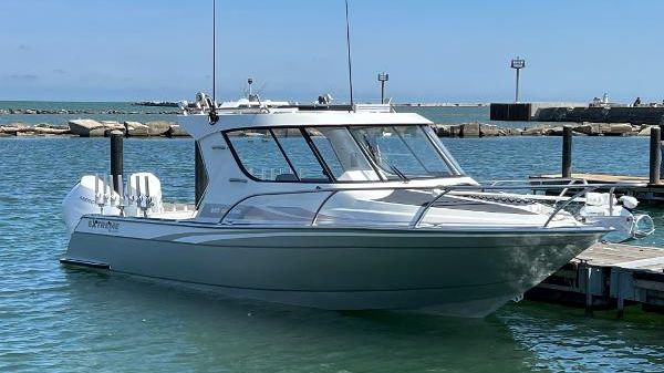 Extreme Boats 885 Game King 29' 