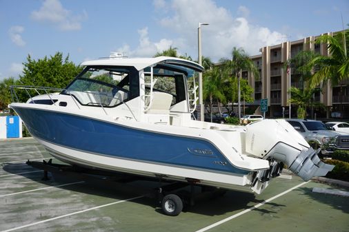 Boston Whaler 325 Conquest image