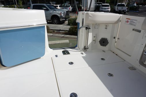 Boston Whaler 325 Conquest image