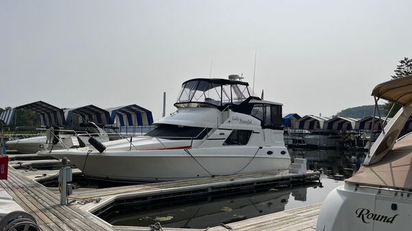 Silverton 392 Motor Yacht 