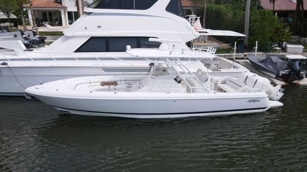 Intrepid 327 Center Console